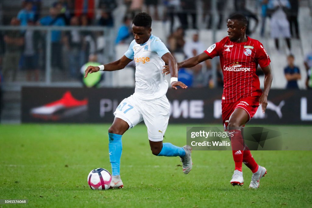 Bouna Sarr of Marseille and Kevin Zohi of Strasbourg during the Ligue... News Photo Getty Images Bouna Sarr of Marseille and Kevin Zohi of Strasbourg during the Ligue... News Photo Getty Images