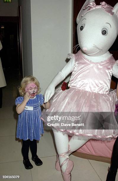 Noel Gallagher's Daughter Anais Crying Because She Didn't Want To Leave Angelina, Angelina Ballerina Nutcracker Gala At The Collesium In Covent...