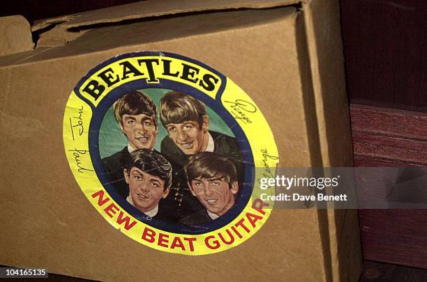Pop Auctioneers Fleetwoodowen.com Held An Important Beatles Sale, At Bill Wyman's Sticky Fingers Restaurant, Itself Full Of Rolling Stones...