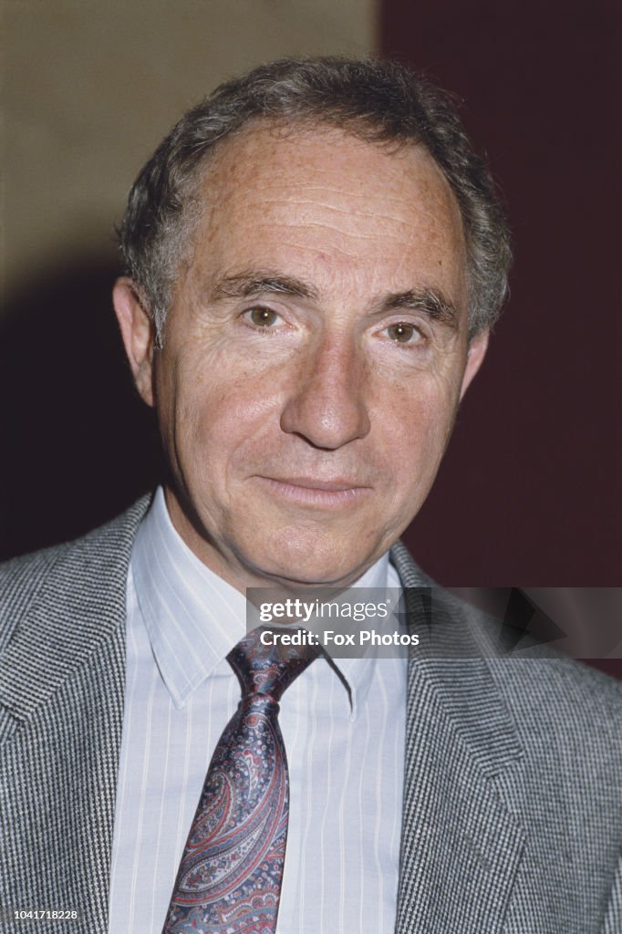 Nigel Hawthorne