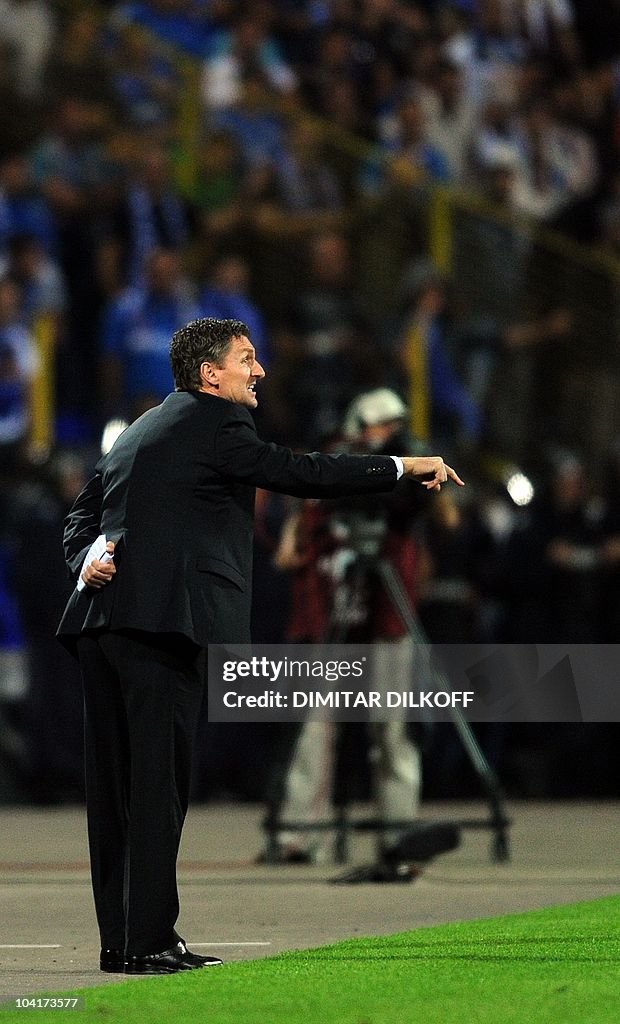Gent's head coach Francky Dury reacts du