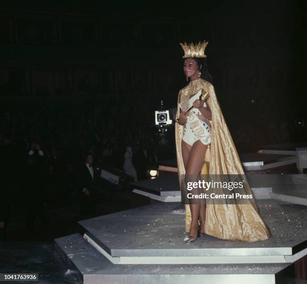 Miss Grenada Jennifer Hosten wins the Miss World 1970 beauty pageant at the Royal Albert Hall in London, 20th November 1970.