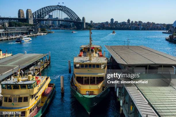 manly fähre "süßwasser" am circular quay - sydney ferry stock-fotos und bilder