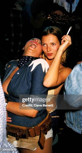 Fran Cutler and Kate Moss attend Ronnie Wood's 50th Birthday Party in Kingston Upon Thames, May 1997 in London, England. Katemossretro