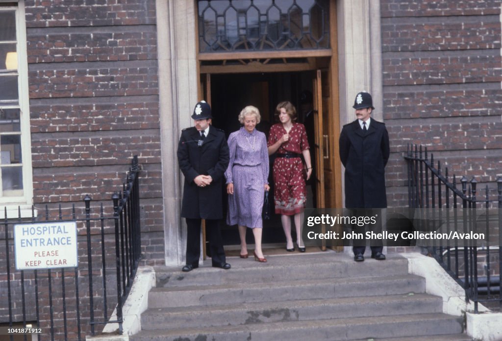 Frances Shand Kydd, mother of Princess Diana, and Lady Sarah McCorquodale, sister of Diana, leave St Mary's Hospital after visiting the newborn baby, Prince William Arthur Philip Louis,London, UK, 22nd June 1982