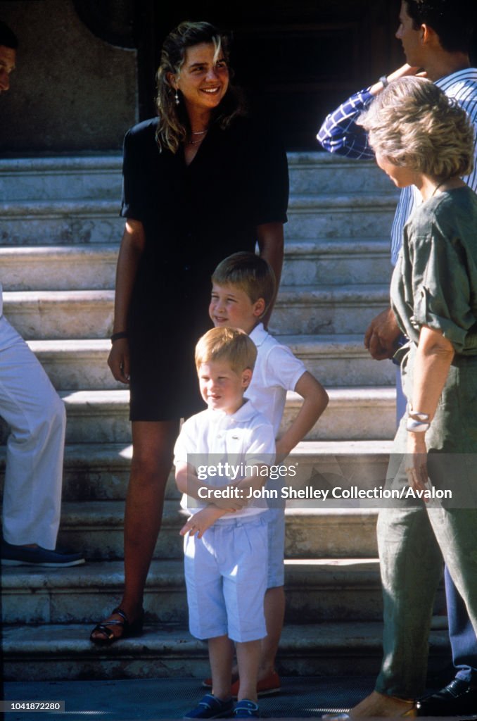 Charles, Prince of Wales, and Diana, Pri..........