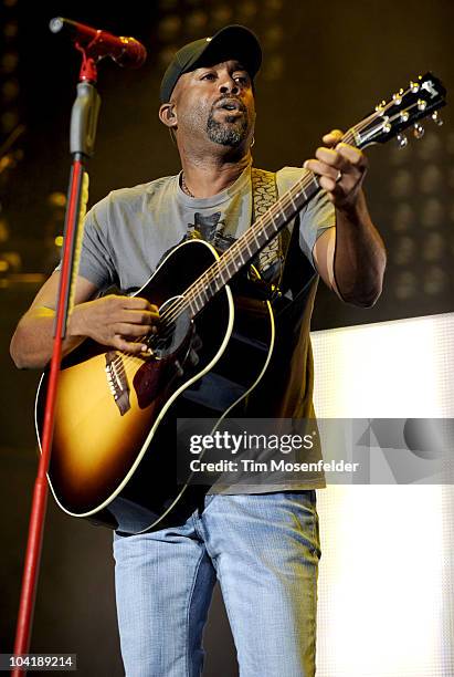 Darius Rucker performs in advance of his Charleston, SC 1966 release at Shoreline Amphitheatre on September 15, 2010 in Mountain View, California.