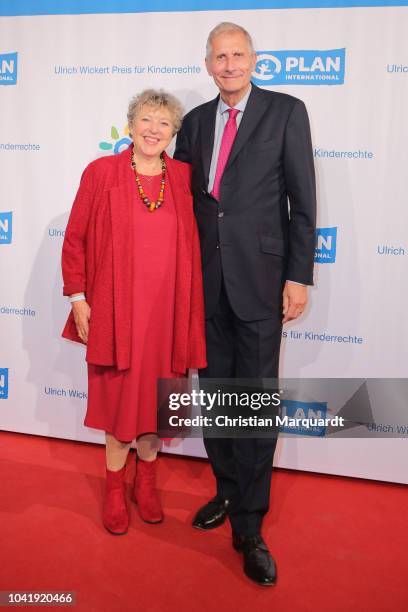 Marie-Luise Marjan and Ulrich Wickert attend the Ulrich Wickert and Peter Scholl-Latour award at Bar jeder Vernunft on September 27, 2018 in Berlin,...