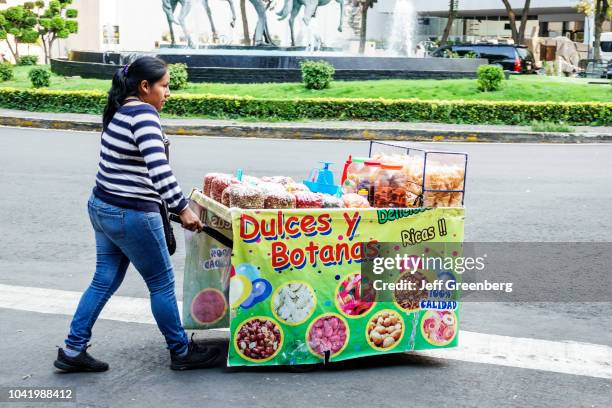 Snacks street vendor at Glorieta del Charro del Misterio.