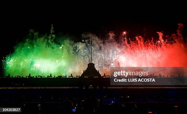 Mexican Rockets 430 Independence Of Mexico Bicentennial Celebration Stock Photos, High ...