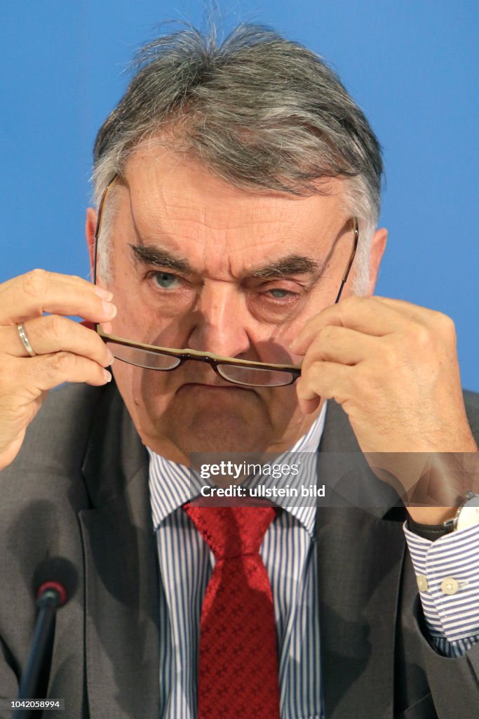 Reul Herbert Reul, Innenminister NRW, PK zu aktuellen innen- und... News ...