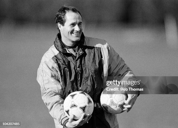 George Graham, Arsenal manager, during a training session held at ...