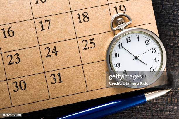 deadline. - 2018 calendar stock pictures, royalty-free photos & images