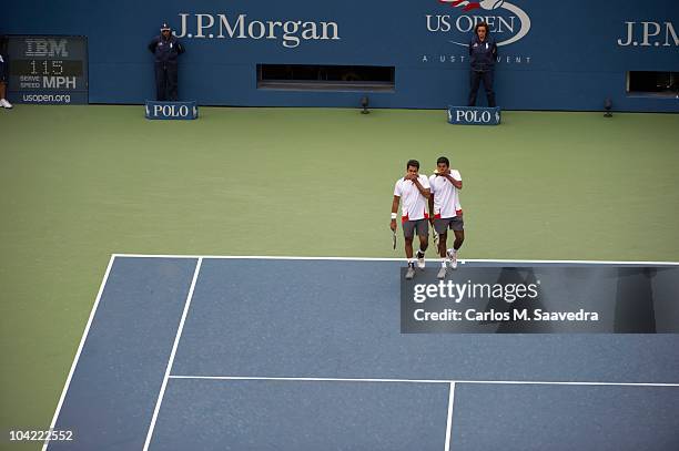 Pakistan M Rohan 80 S M Qureshi Stock Photos, High-Res Pictures, and Images - Getty Images