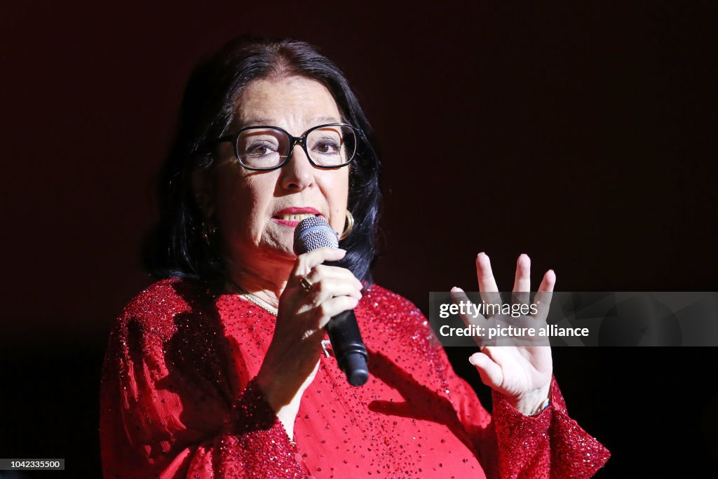 Nana Mouskouri begins Birthday tour