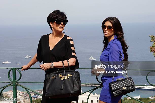 297 Kim Kardashian Hermes Bag Stock Photos, High-Res Pictures, and Images -  Getty Images