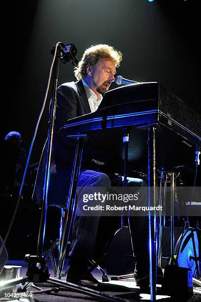 Rick Davies of Supertramp performs in concert at the Palau Sant Jordi on September 18, 2010 in Barcelona, Spain.
