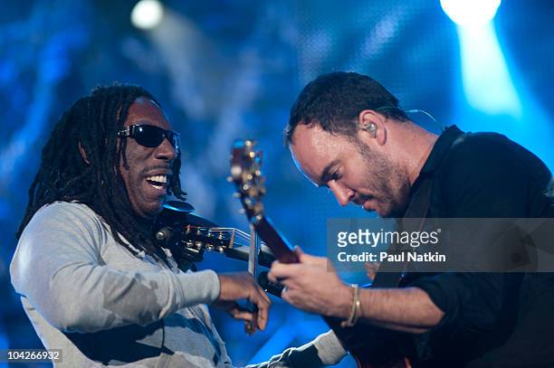 Boyd Tinsley and Dave Matthews of the Dave Matthews Band performs at Wrigley Field on September 18, 2010 in Chicago, Illinois.