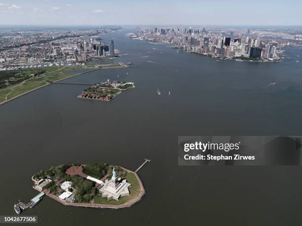 aerial view ellis island and hudson river, new york city, new york, usa - liberty island stock pictures, royalty-free photos & images