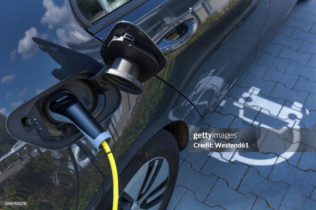 Charging of an electric car
