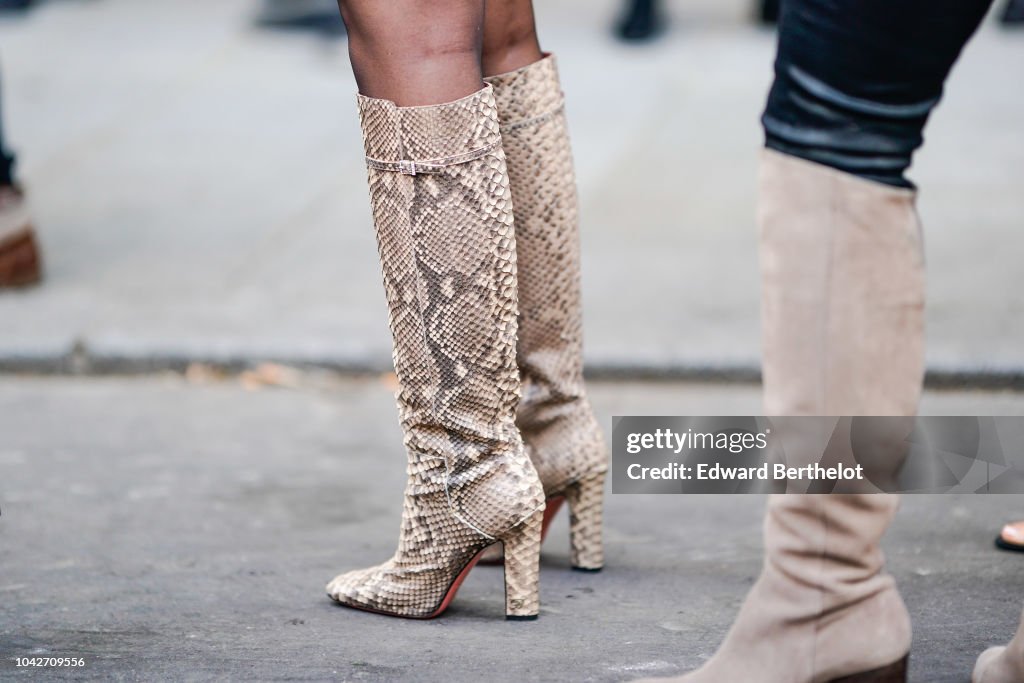 Street Style : Paris Fashion Week Womenswear Spring/Summer 2019 : Day Five