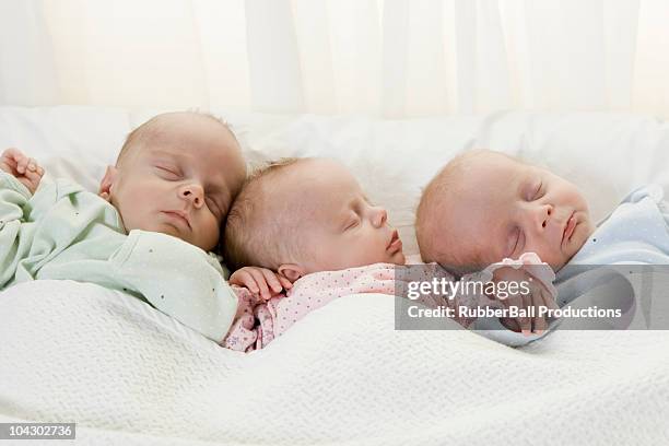 Triplets Images 442 Triplet Babies Stock Photos, High-Res Pictures, and Images - Getty ...