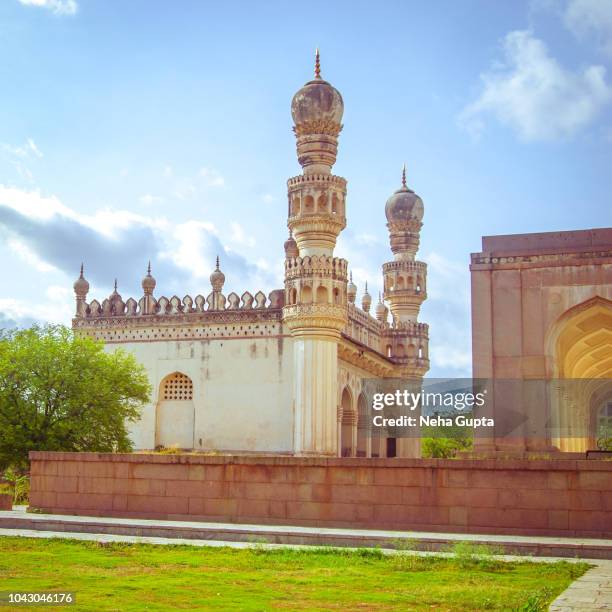 the great mosque in the qutb shahi tombs complex, hyderabad, india. - hyderabad india skyline stock pictures, royalty-free photos & images