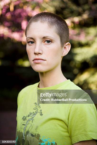 woman with a shaved head - shaved head bildbanksfoton och bilder