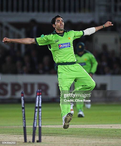 Umar Gul of Pakistan celebrates the wicket of Tim Bresnan of England during the 4th NatWest One Day International between England and Pakistan at...