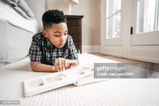 limiting internet access for kids - multilingual stock pictures, royalty-free photos & images