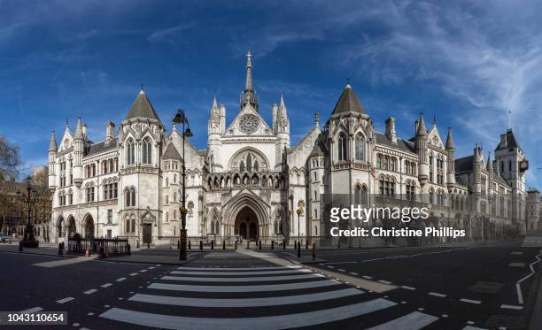 london, royal courts of justice panorama - corte reale di giustizia foto e immagini stock