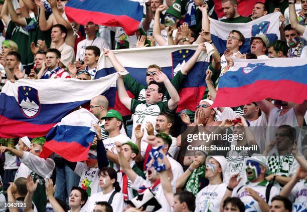 1,333 Yugoslavia Football 2000 Stock Photos, HighRes Pictures, and