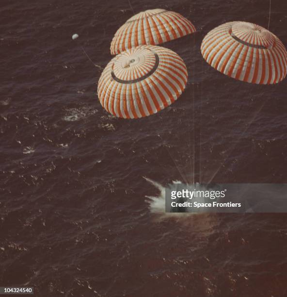 The splashdown of the Apollo 16 Command Module in the Pacific Ocean, after its successful lunar landing mission, 27th April 1972.