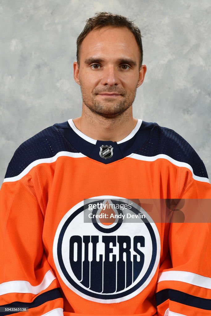 Edmonton Oilers 2018-2019 Headshots