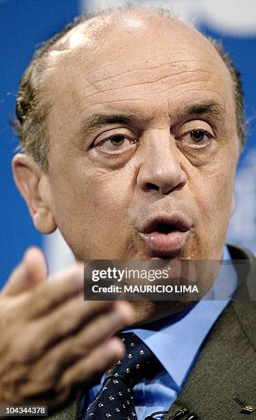 Brazilian Social Democracy Party Candidate, Jose Serra, answers questions, 25 September 2002, during a meeting with students, workers and...