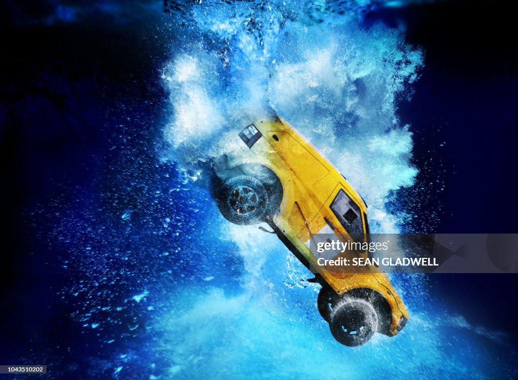 4x4 rally car sinking underwater