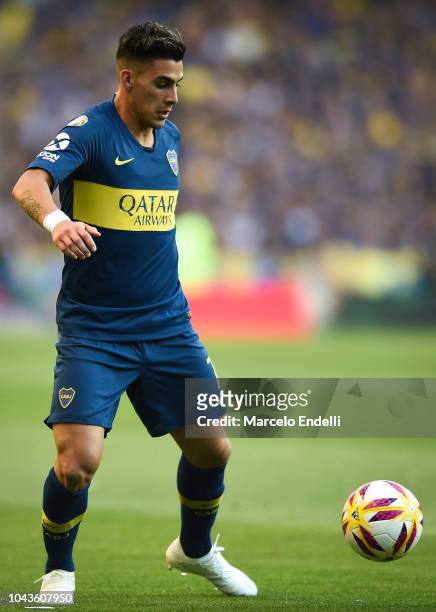 Cristian Pavon of Boca Juniors drives the ball during a match between Boca Juniors and River Plate as part of Superliga 2018/19 at Estadio Alberto J....