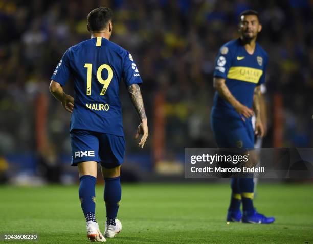 Mauro Zarate argues with teammate Edwin Cardona of Boca Juniors during a match between Boca Juniors and River Plate as part of Superliga 2018/19 at...