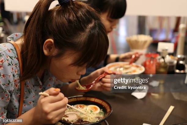 ramen noodles - eating ramen noodles stock pictures, royalty-free photos & images