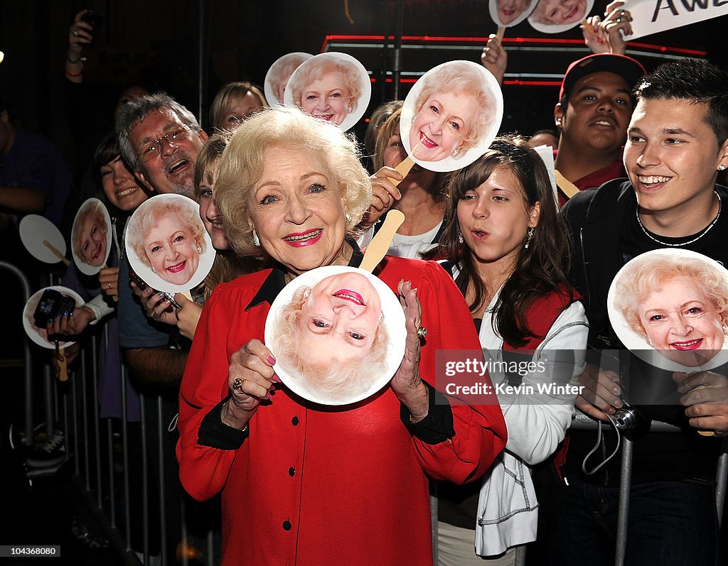Premiere Of Touchstone Pictures' "You Again" - Arrivals