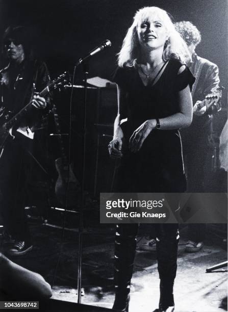 Debbie Harry, Frank Infante, Blondie, Paradiso, Amsterdam, Netherlands, 19th November 1977.