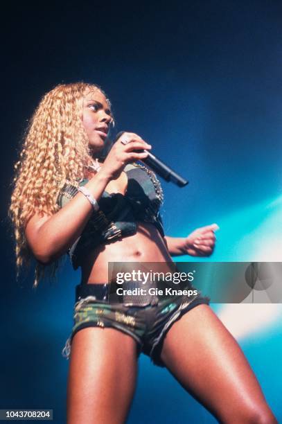 Lil' Kim, Ancienne Belgique , Brussels, Belgium, 28th June 2001.