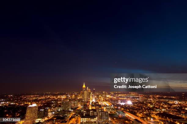 atlanta skyline from atlantic center - atlanta georgia skyline stock pictures, royalty-free photos & images