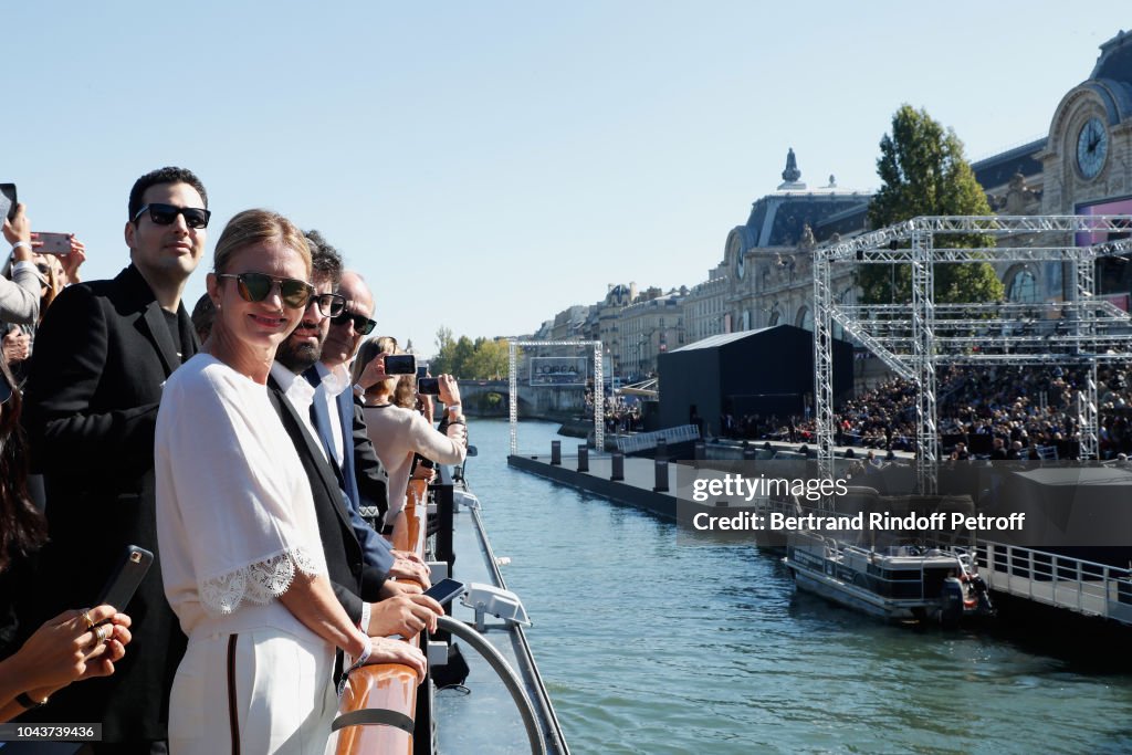 Le Defile L'Oreal Paris : Front Row - Paris Fashion Week Womenswear Spring/Summer 2019