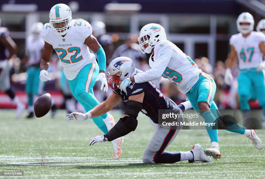 Miami Dolphins v New England Patriots