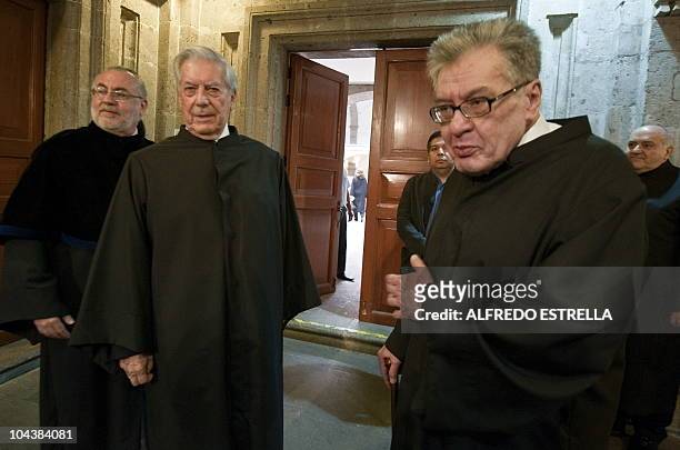 Peruvian writer Mario Vargas Llosa acompained by Mexican writers Saltiel Alatriste and Jose Emilio Pacheco before their Doctor Honoris Causa ceremony...