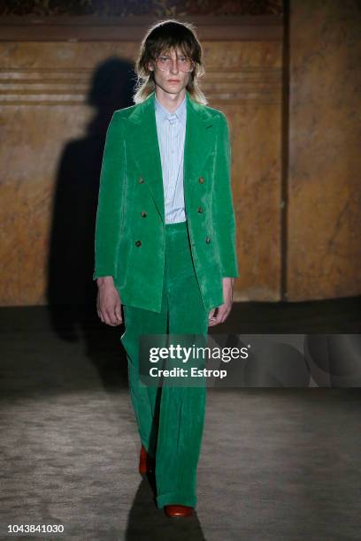 Model walks the runway at the Gucci show during Paris Fashion Week Spring/Summer 2019 on September 24, 2018 in Paris, France.