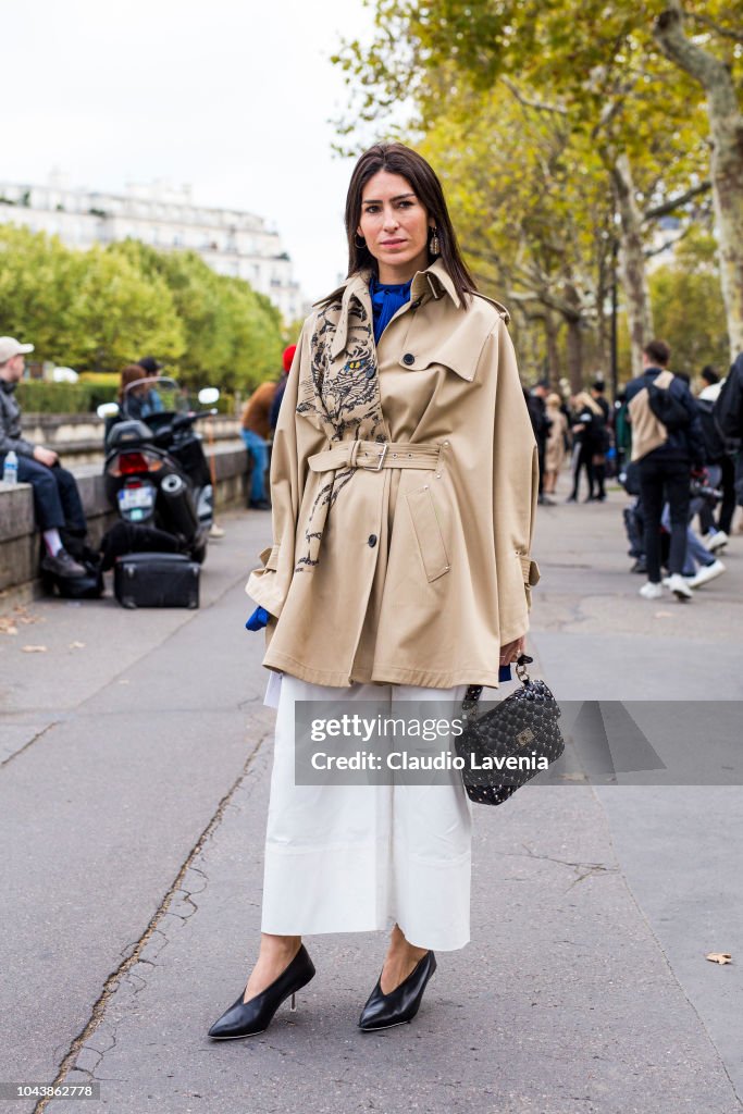 Street Style : Paris Fashion Week Womenswear Spring/Summer 2019 : Day Seven