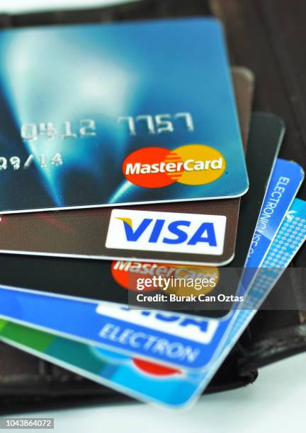tarjeta de crédito - marcar el número de identificación personal fotografías e imágenes de stock