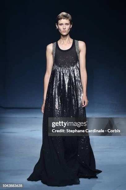 Model walks the runway during the Givenchy show as part of the Paris Fashion Week Womenswear Spring/Summer 2019 on September 30, 2018 in Paris,...